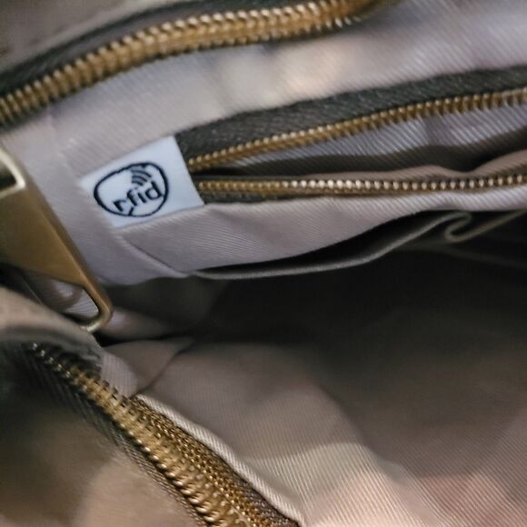 Magellan's Canvas Crossbody Ttavel Messenger Bag Gray Bottle Holder - Picture 14 of 16